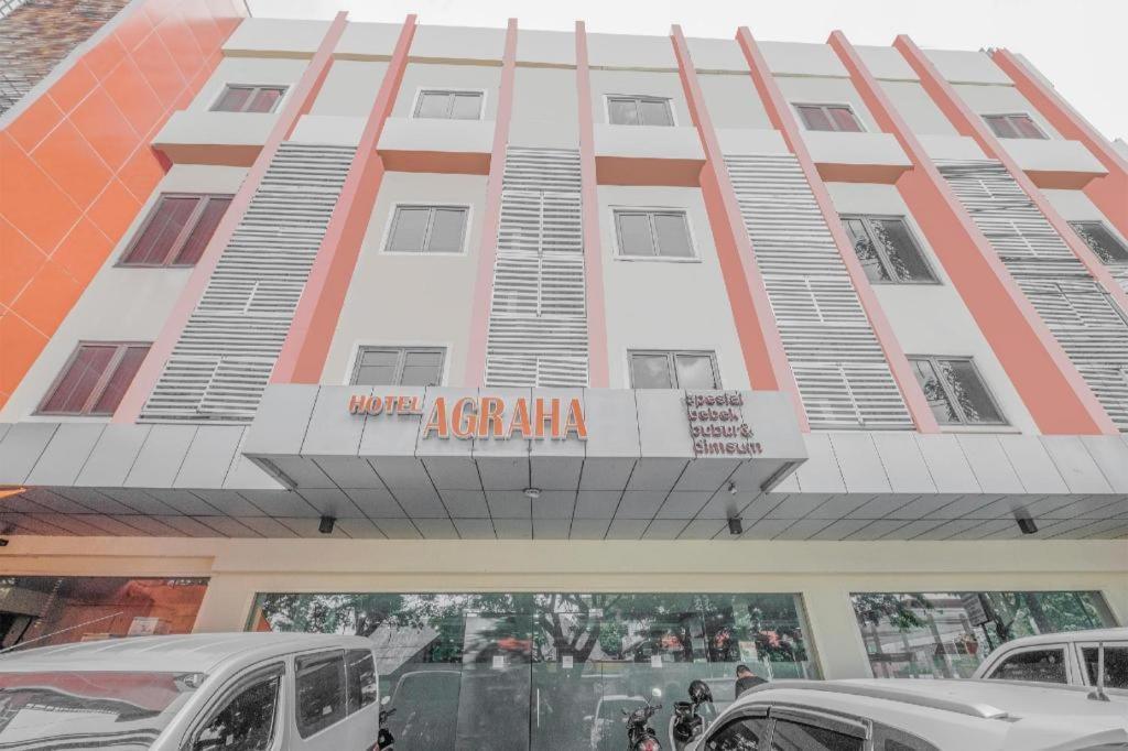 Agraha Andalas Hotel Makassar Exterior foto
