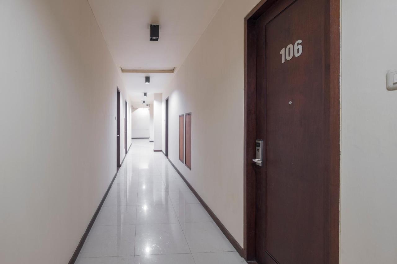 Agraha Andalas Hotel Makassar Exterior foto