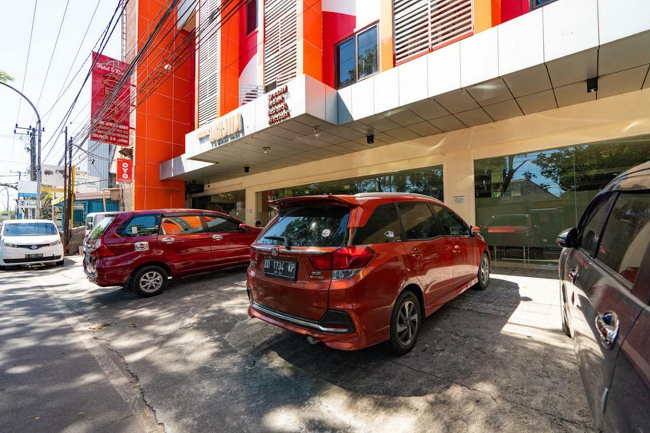 Agraha Andalas Hotel Makassar Exterior foto