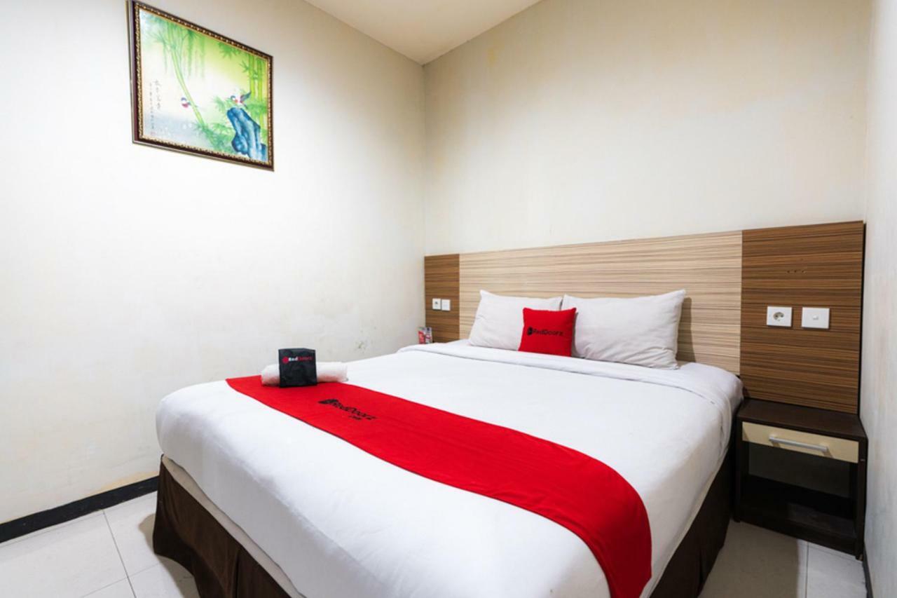 Agraha Andalas Hotel Makassar Exterior foto